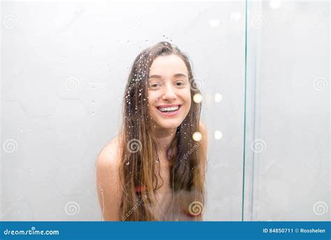 196,235 results for female showering in all